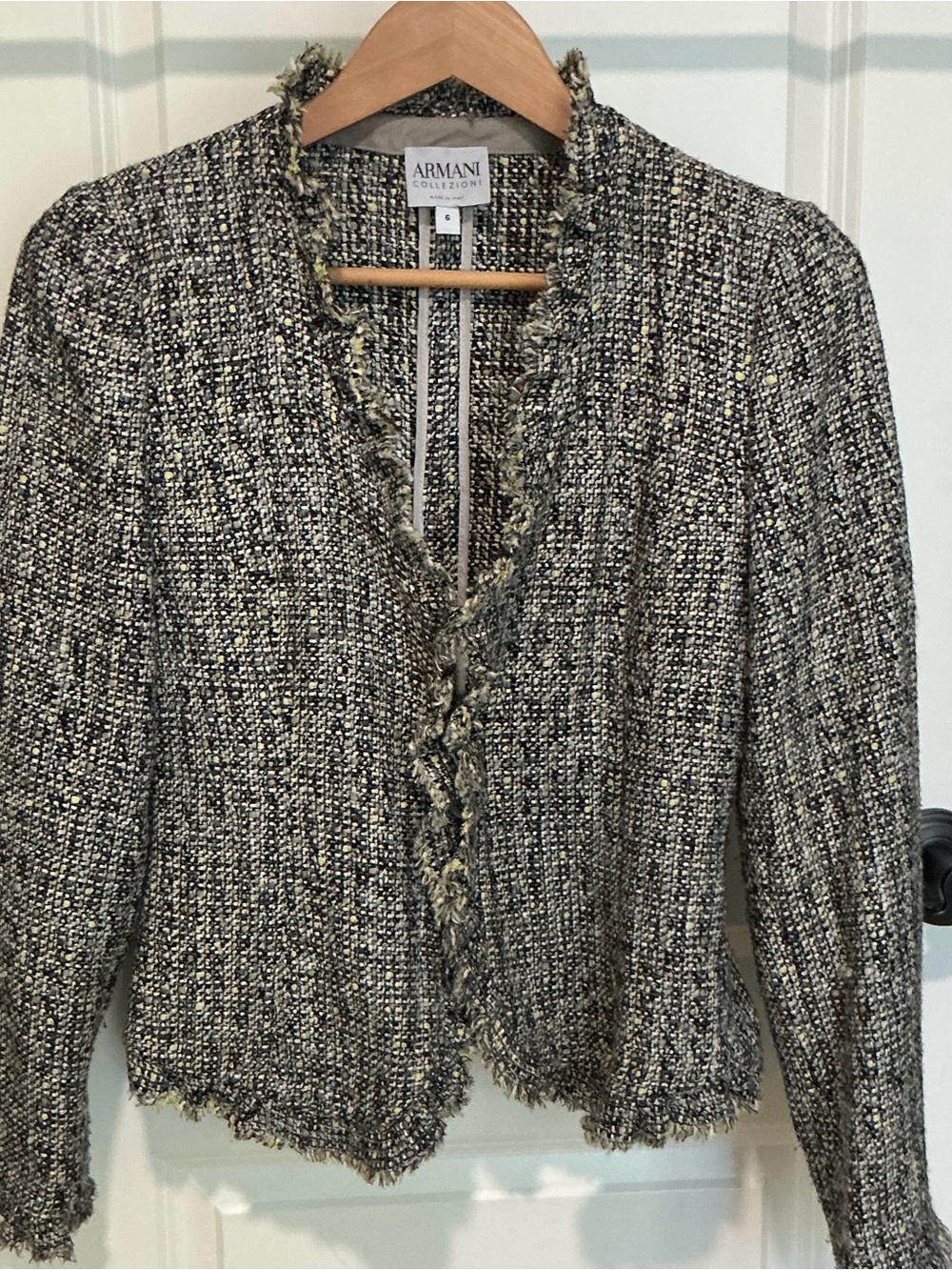 Armani Collezioni Women's Black blue. & White Tweed Jacket Sz 6